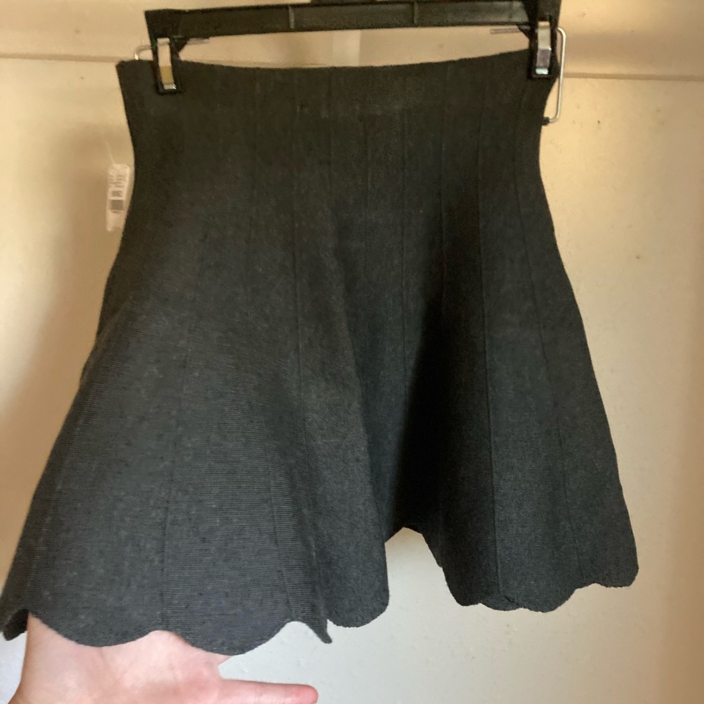 Wet Seal grey scallop hem skirt